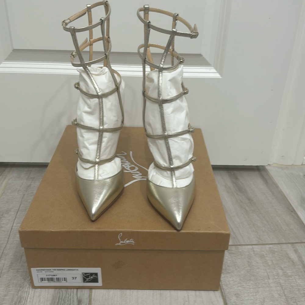 Gently used Christian Louboutin. Size 37